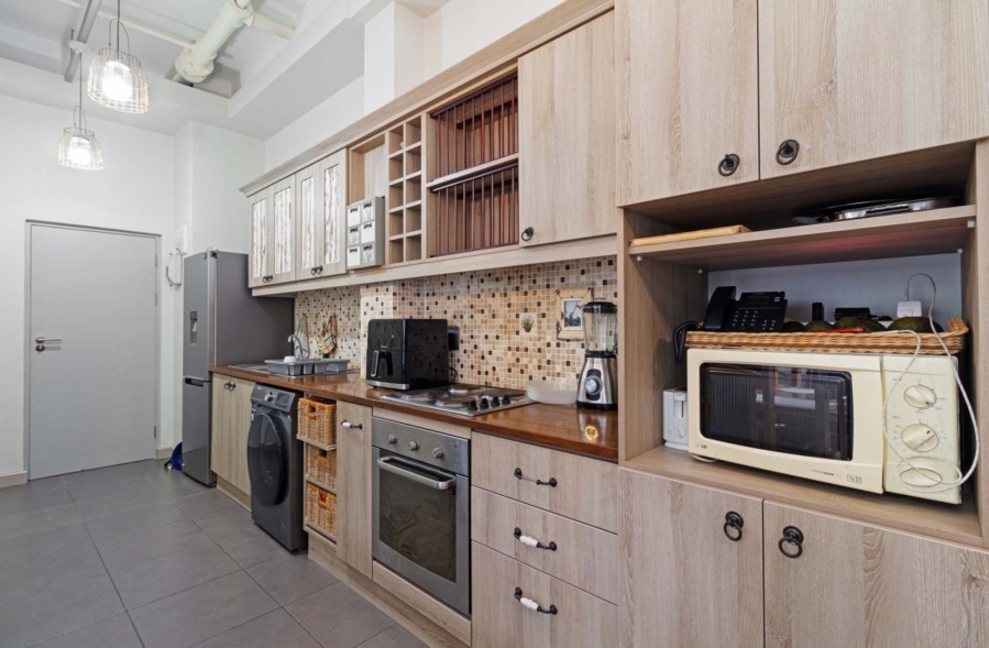 1 Bedroom Property for Sale in Woodstock Western Cape